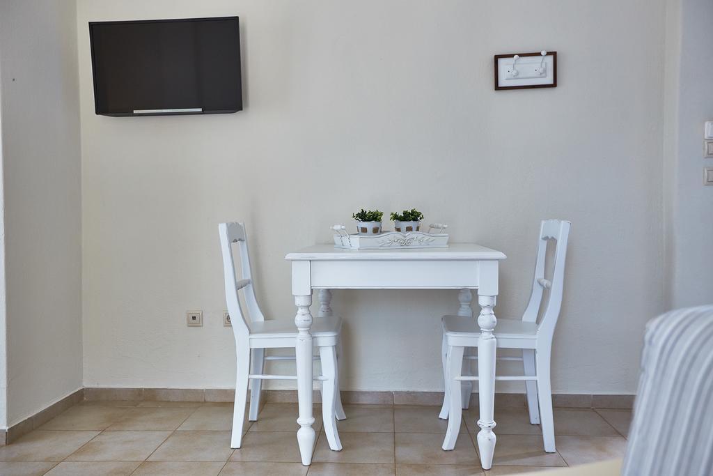 Aelia Apartment Agios Petros  Bilik gambar